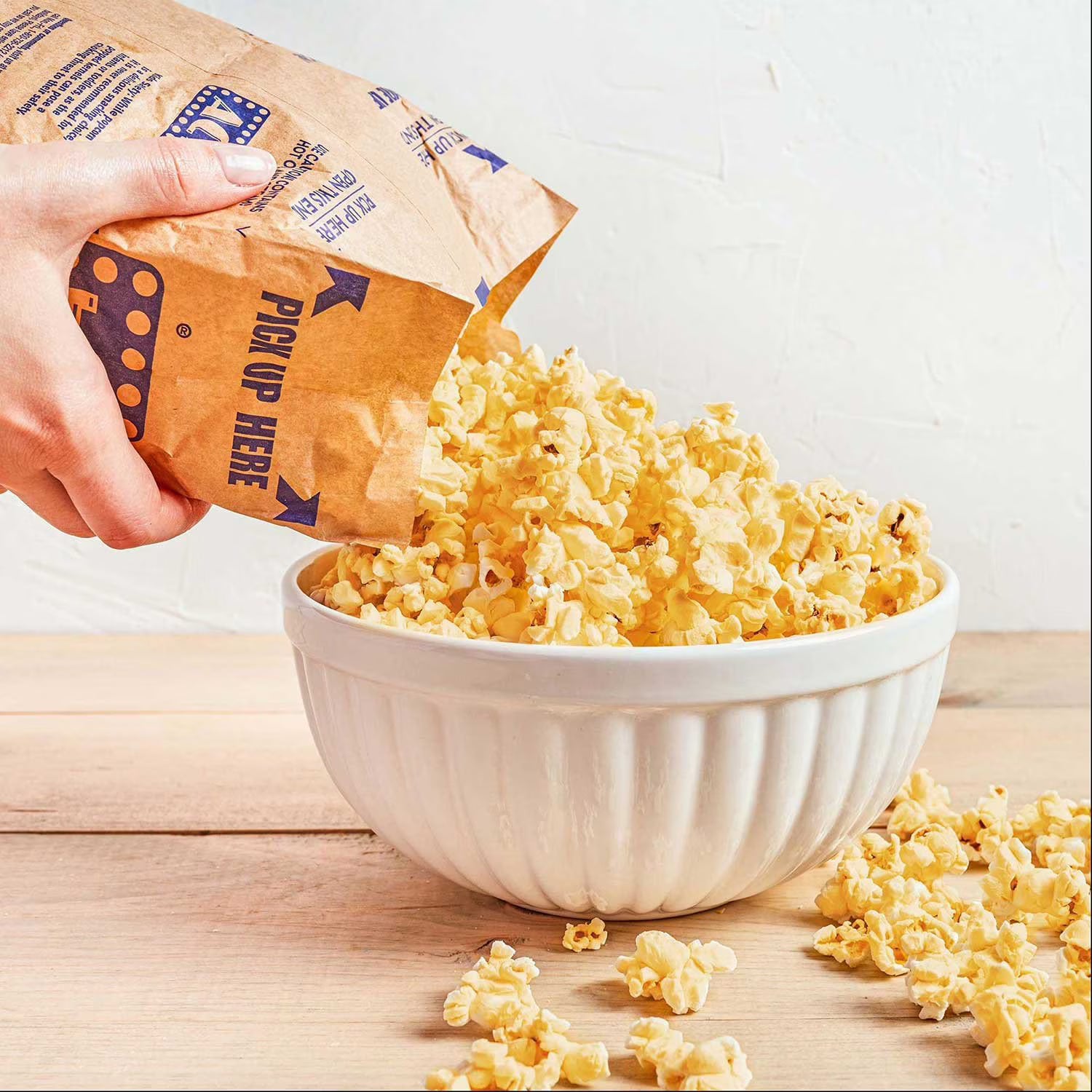 ACT II Butter Lovers Microwave Popcorn - 1 Pack | Buy American, UK & Asian Groceries in Ghana | Fast Delivery in Accra & Nationwide
Shop authentic international groceries from the USA, UK & Asia in Ghana. Get your favorite snacks, cereals, sauces, and household essentials delivered fast in Accra and across Ghana. Same-day delivery available. WhatsApp: 055-354-7661